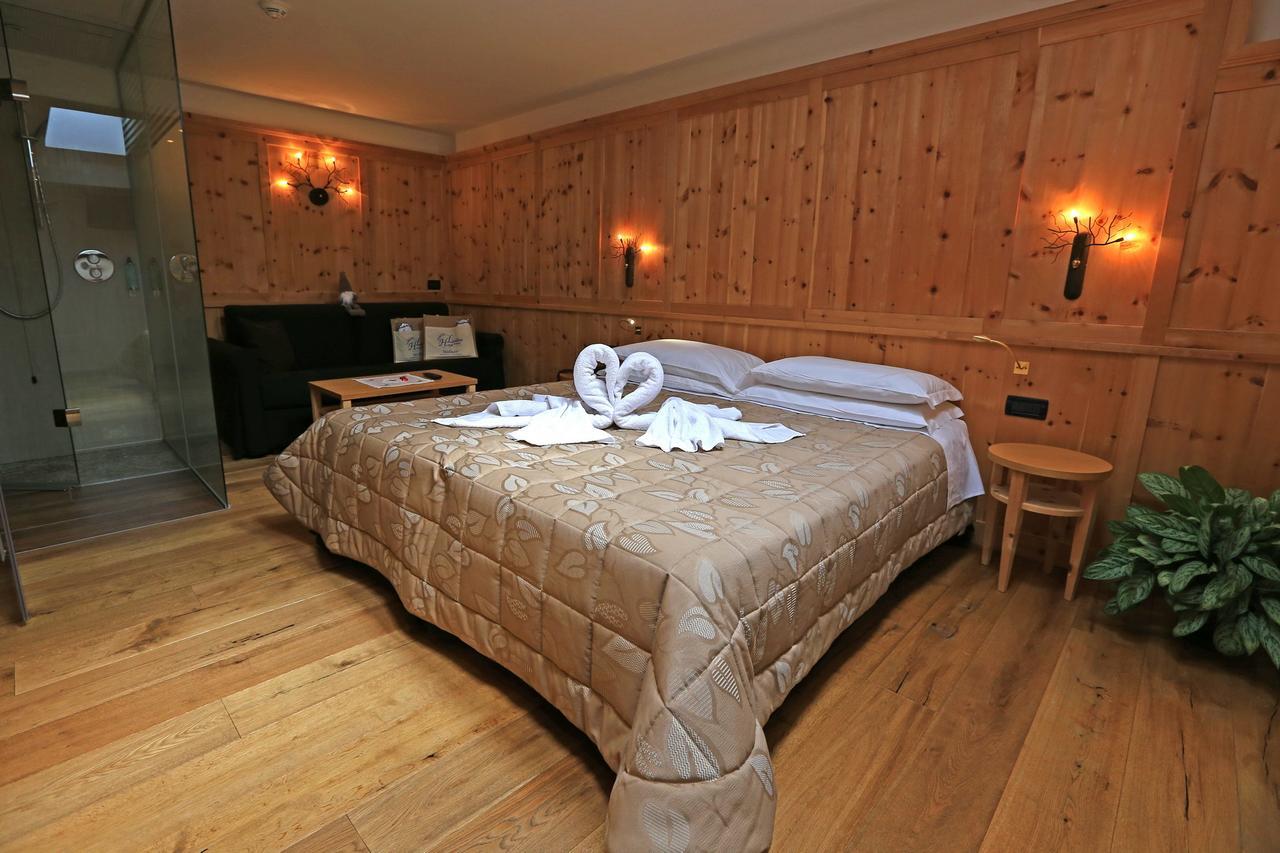 Hotel Ladina Campitello di Fassa Exteriör bild